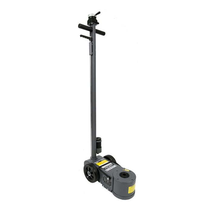 Borum 2-Stage Air Actuated Truck Jack, 30 Tonne — Ramp Champ