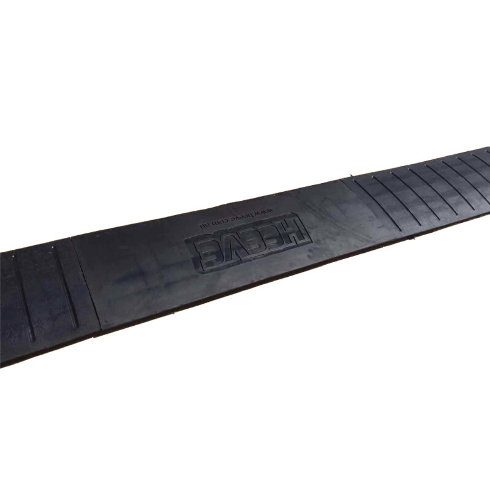 Heeve Traffic Control & Parking Equipment Heeve Premium Driveway Rubber Kerb Ramp 4.8m Kit for Rolled-Edge Kerb