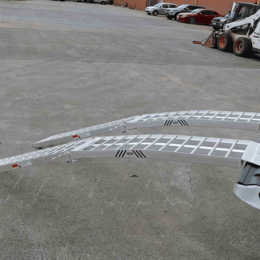 Heeve ATV Heeve 2.3m x 1.3-Tonne Aluminium Curved Folding Heavy-Duty ATV Ramps