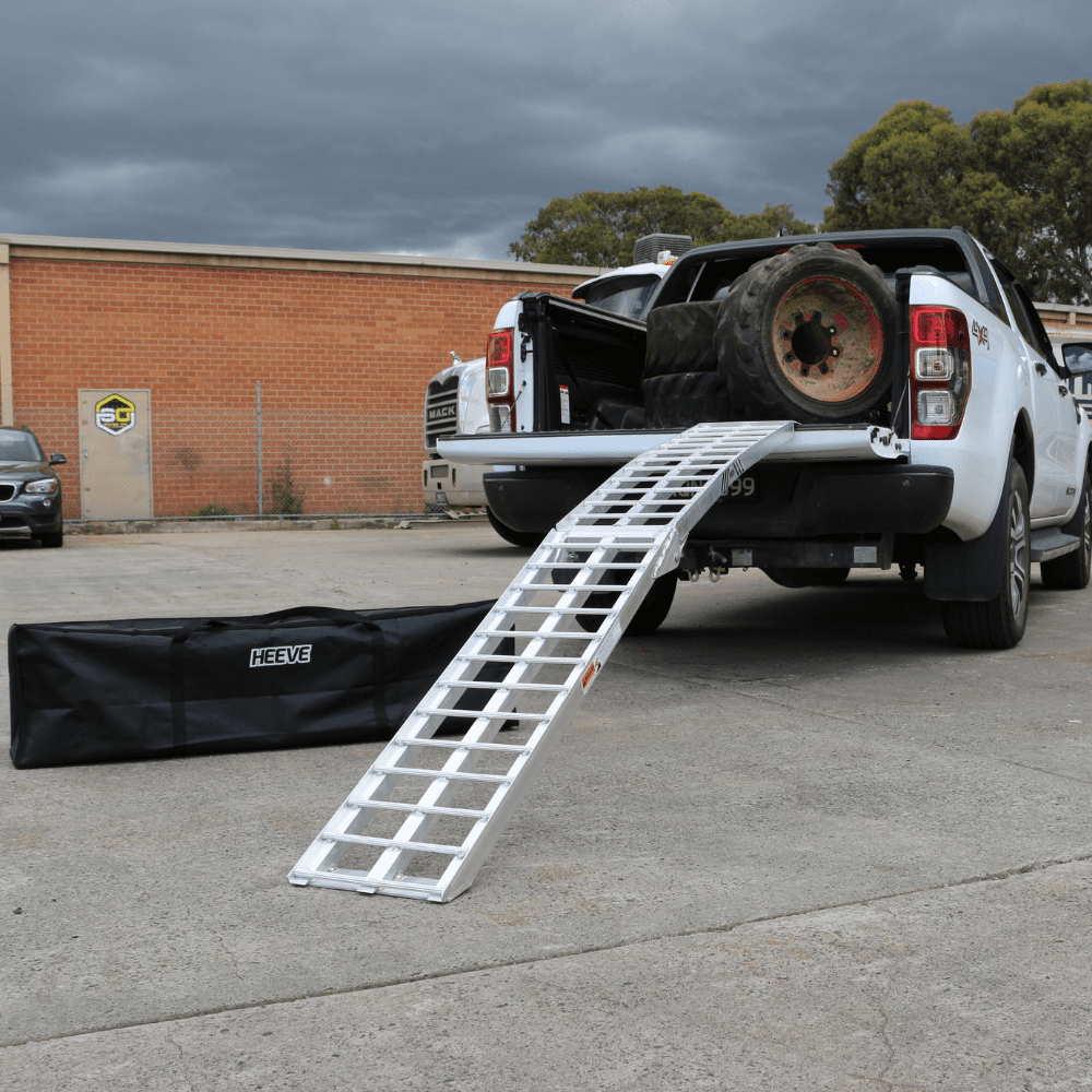Heeve Heavy Duty Heeve 2.3m x 680kg Aluminium Curved Folding Heavy-Duty Motorcycle Ramp
