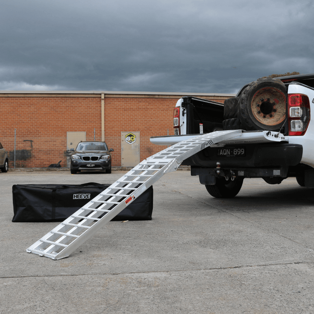 Heeve Heavy Duty Heeve 2.3m x 680kg Aluminium Curved Folding Heavy-Duty Motorcycle Ramp