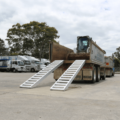 Heeve 5-Tonne 3.5m x 560mm Aluminium Loading Ramps For Rubber Tracks ...