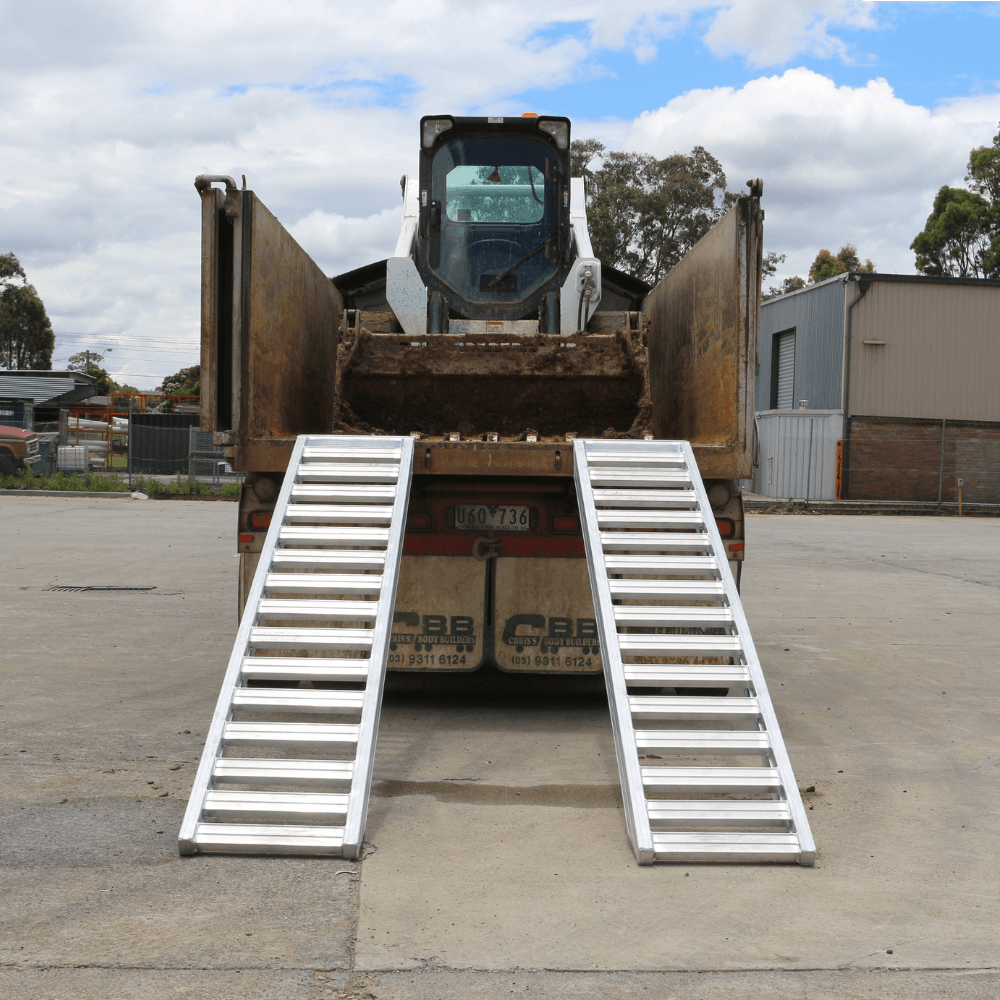 Heeve Construction & Machinery Heeve 5-Tonne 3.5m x 560mm Aluminium Loading Ramps For Rubber Tracks