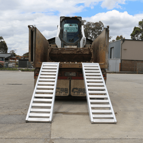 Heeve 5-Tonne 3.5m x 560mm Aluminium Loading Ramps For Rubber Tracks ...