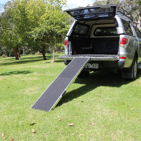 Heeve Pet Products Heeve 'Up-Ya-Get' Folding Aluminium Dog Ramp