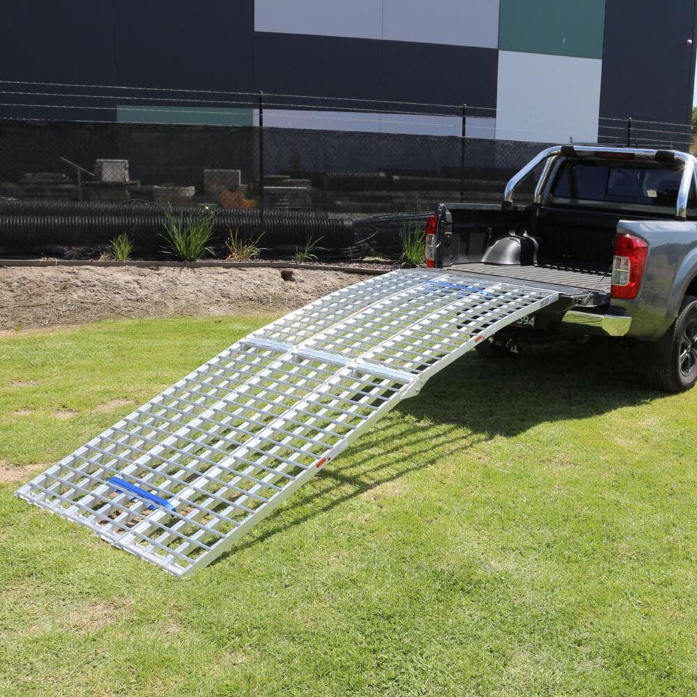Heeve Motorcycle Ramps Heeve 3m Aluminium Curved Folding Heavy-Duty 3-Pc Loading Ramp