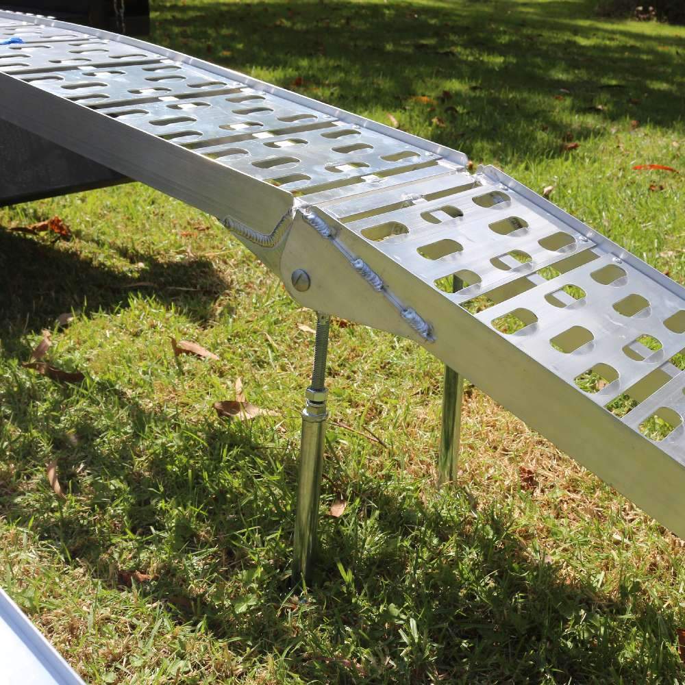 Heeve Motorcycle Heeve 2.3m x 340kg Aluminium Curved Folding Motorcycle Ramp