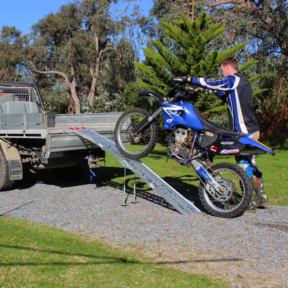 Heeve Motorcycle Heeve 2.3m x 450kg Aluminium Curved Folding Motorcycle Ramp