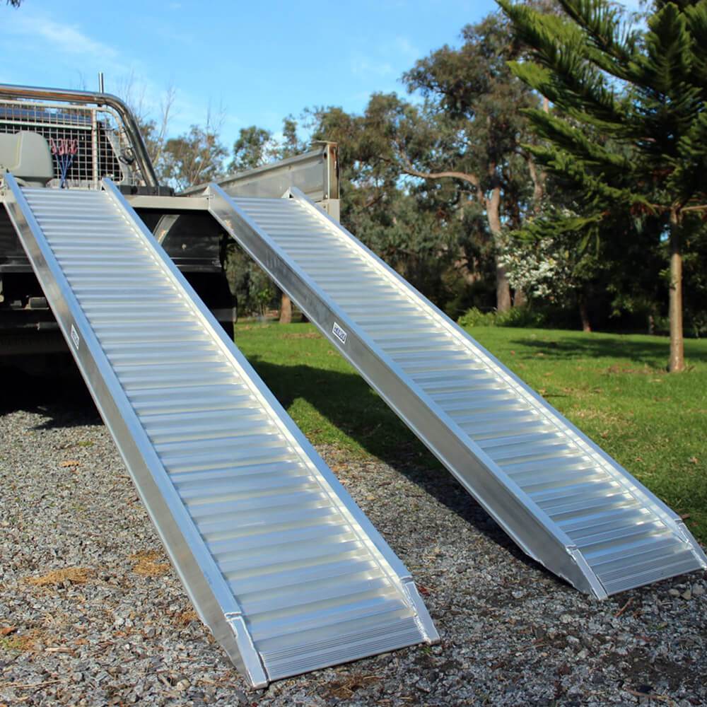 Heeve Construction & Machinery Heeve 2.5-Tonne 2.3m x 380mm Aluminium Loading Ramps