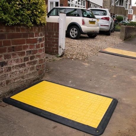 Oxford Plastics LowPro 15/10 Lightweight Plastic Trench Cover - Oxford Plastics - Ramp Champ