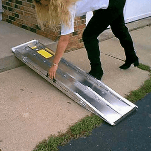 PVI Single Fold Threshold Ramp - Aluminium, 360kg Capacity – Ramp Champ