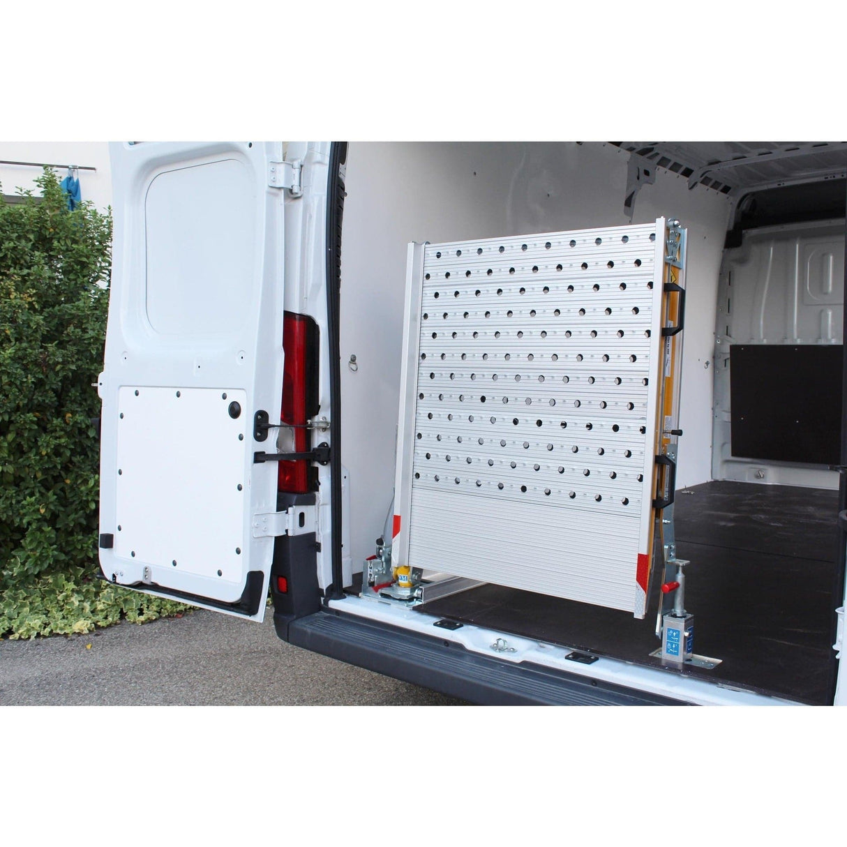 WM System Aluminium Easy Van Ramp, 300kg Capacity - WM System - Ramp Champ