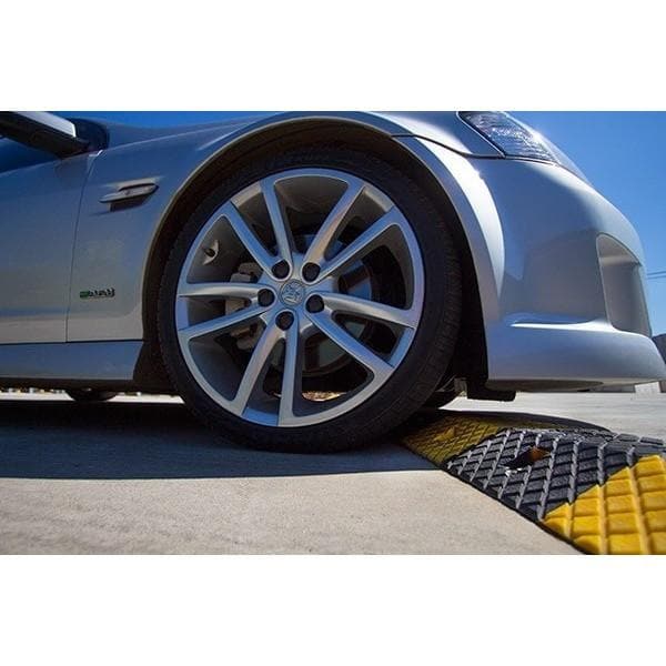 Barrier Group Traffic Control & Parking Equipment Barrier Group Slo-Motion Compliance Polyethylene Speed Hump